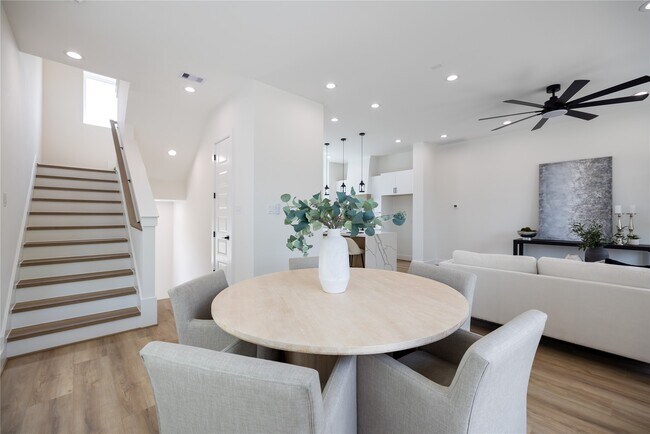 Photo - 4010 Yellowstone Blvd