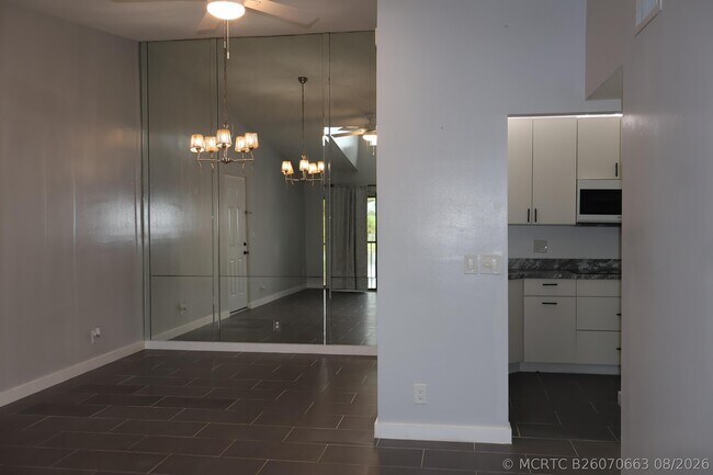 603 Sea Pine Way Unit H3