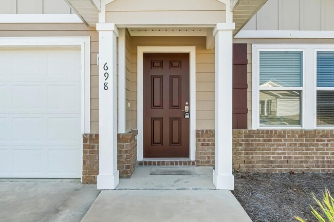 Photo - 698 Whispering Creek Ave