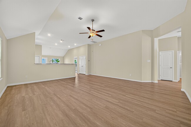 Photo - 6238 Milbridge Creek Ln