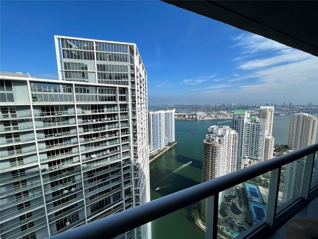 Photo - 495 Brickell Ave Condo Unit 5306