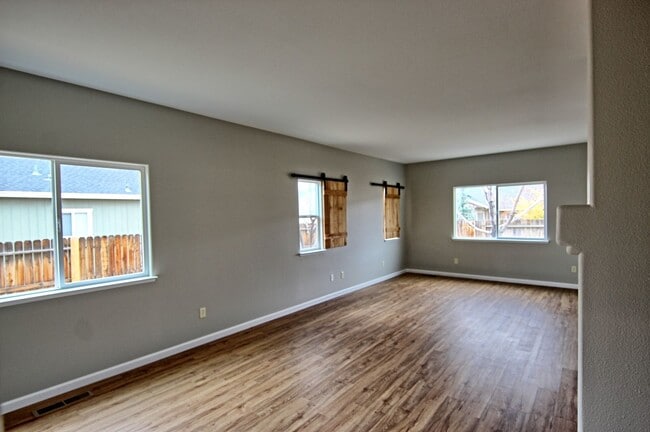 Photo - 3 Bedroom 2 Bath Home in Fernley