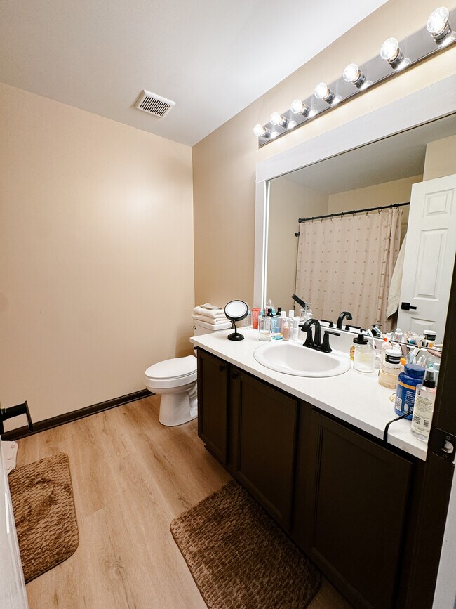 Photo - 215 Dillard Mill Dr