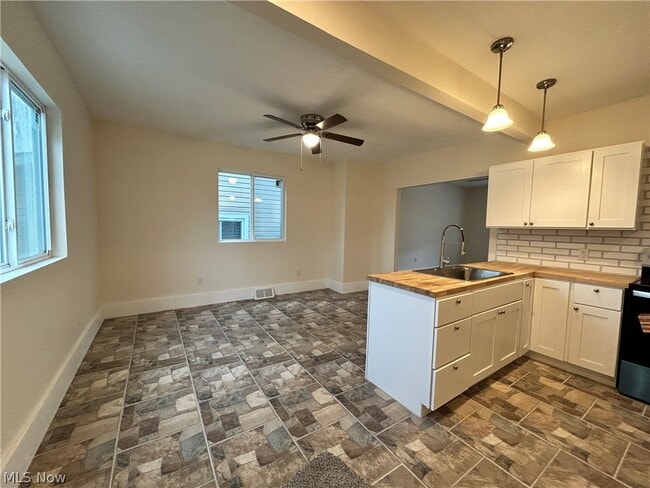 Photo - 316 Henry Ave