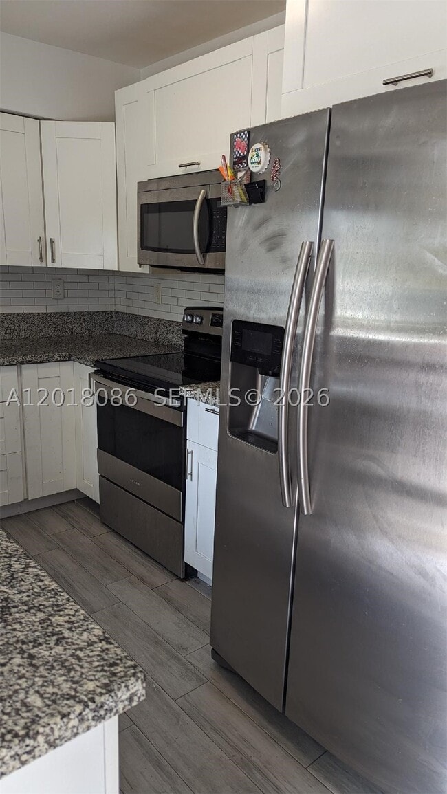 Photo - 1544 Arthur St Unit 4