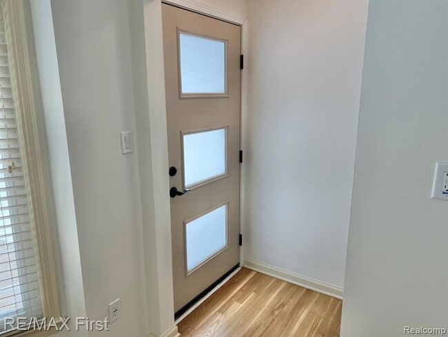 Photo - 4516 Robinwood Ave