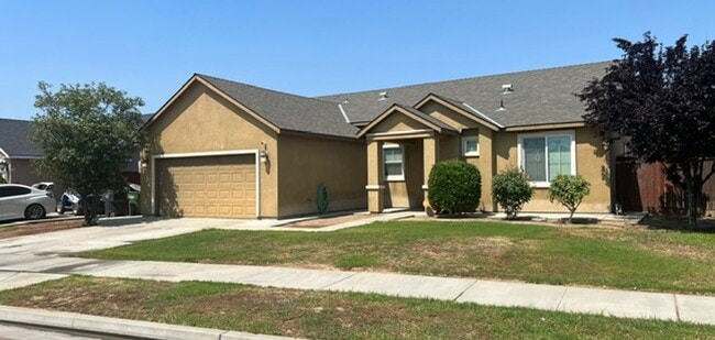 Photo - Dinuba House For Rent