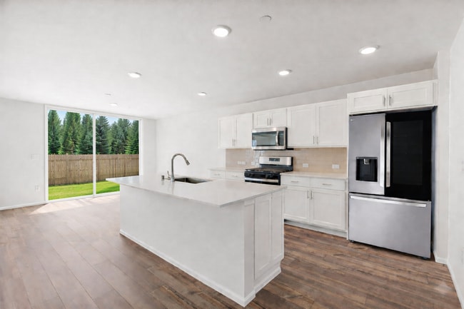 Photo - 620 Alocasia Street NE