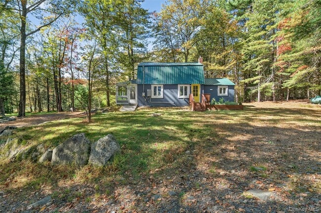 Photo - 24 Old Westbrookville Rd