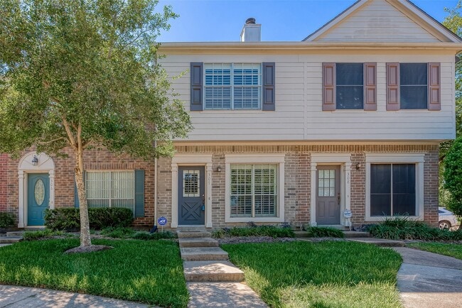 Building Photo - 2930 Grants Lake Blvd Unit 307