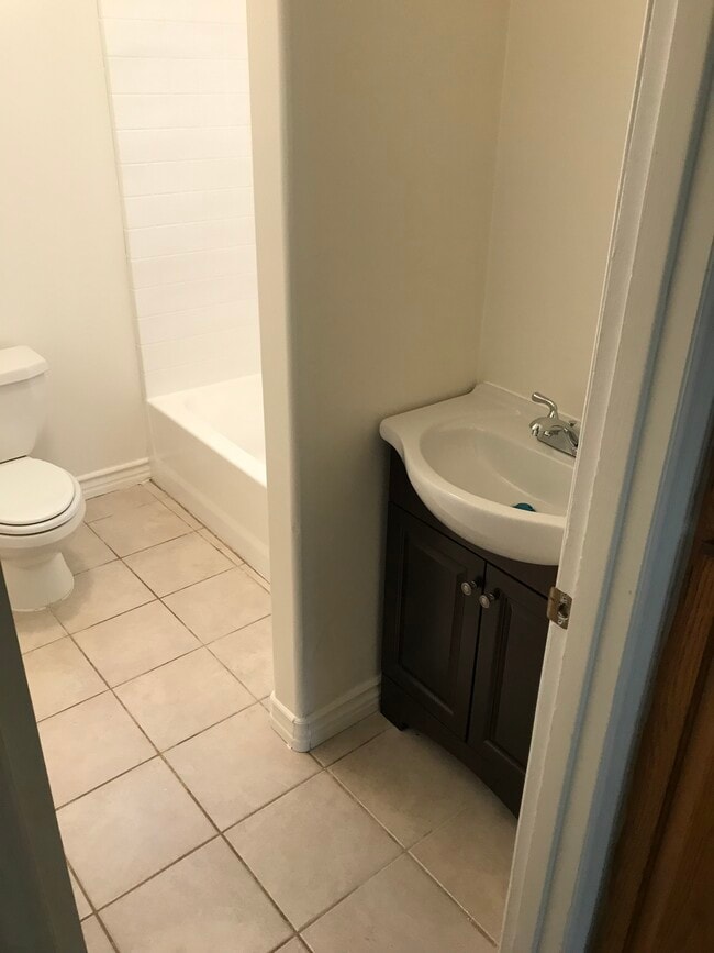Photo - 732 Wellwood Ave