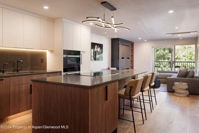 Photo - 205 E Durant Ave Unit 1-I