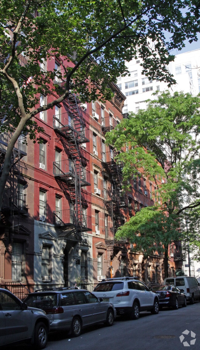 518 East 83rd Street