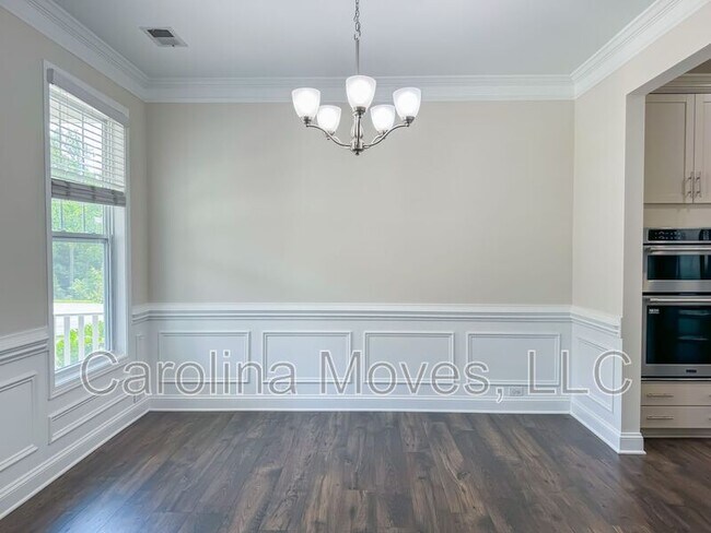 Photo - 174 Pelham Glen Wy.