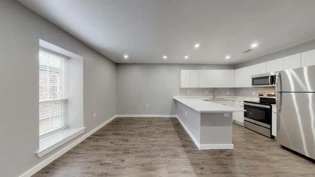 Junius Place Apartments