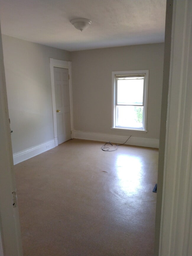 Photo - 718 Tompkins St Unit 718 Tompkins