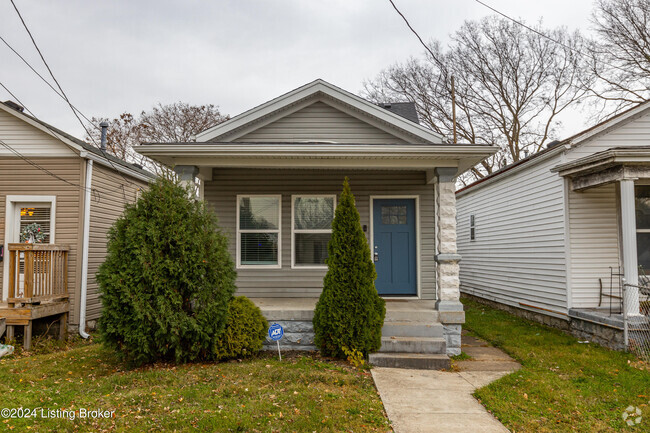 Building Photo - 305 S Spring St Rental