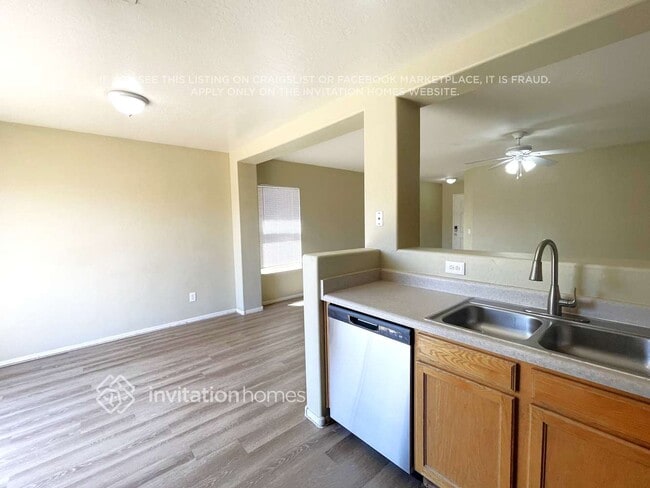 Photo - 6045 W Southgate Ave