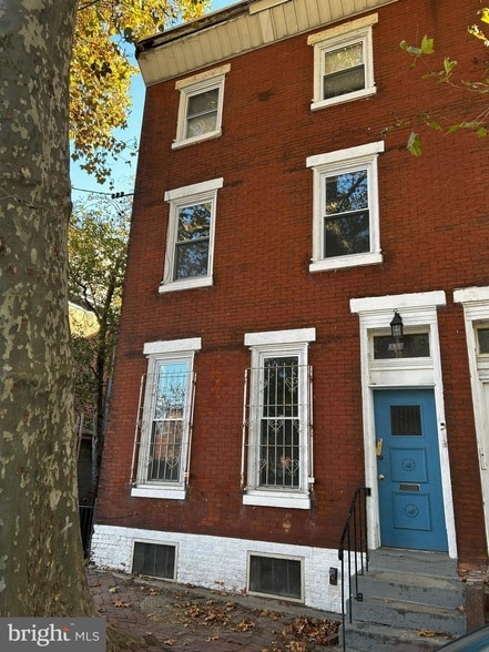 Photo - 333 Saunders Ave