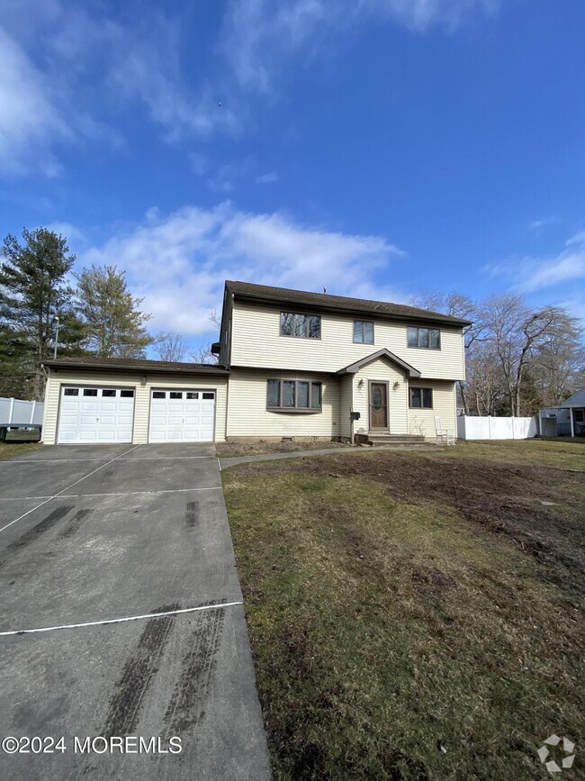 Building Photo - 451 Brookside Ave Rental