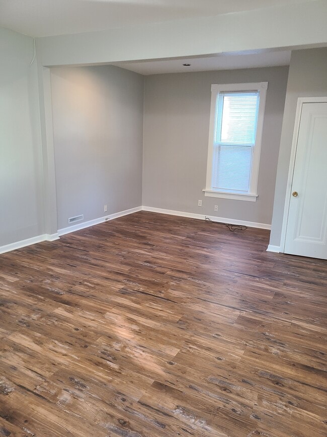 Photo - 3981 S Pine Ave