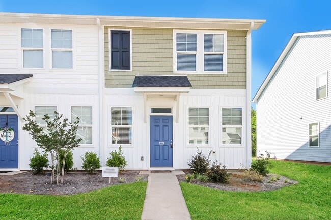 Building Photo - 129 Vly Crk Dr Rental