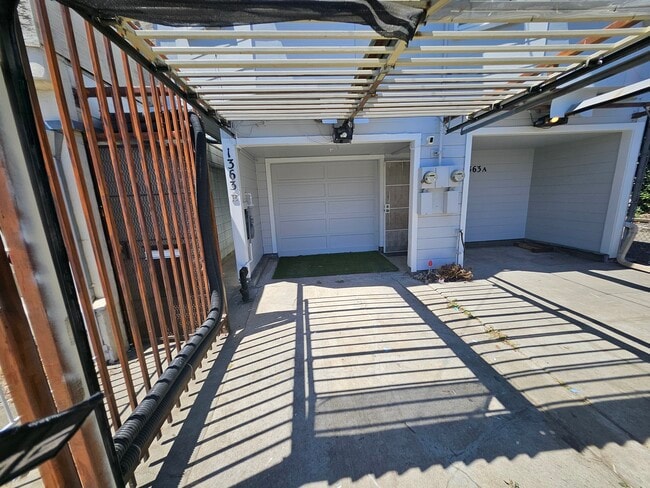 Building Photo - 1363 93rd Ave Unit A Rental