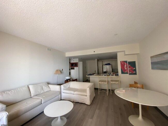 Photo - 3101 Boardwalk Unit 2808-1