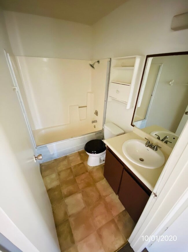 Photo - 2 Bed 1 Bath