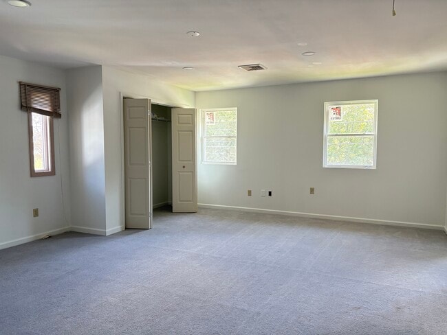830 Johnson Ave Unit 830 Johnson Ave #2