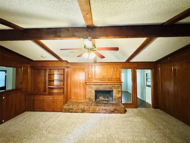 Photo - 107 Sunview St