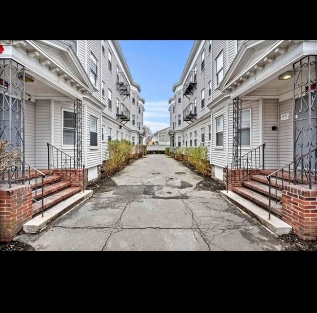 Photo - 2 Kingsley Terrace Unit 7