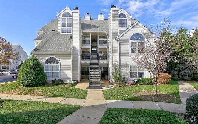 Building Photo - Lovely 2 BR/2 BA Condo in Laurel!