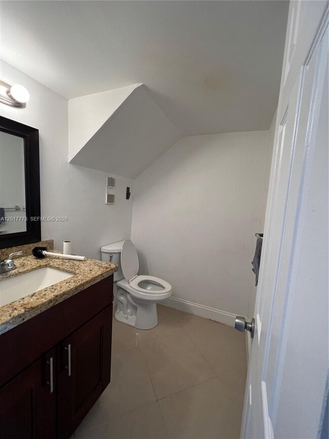 Photo - 7106 NW 169th St