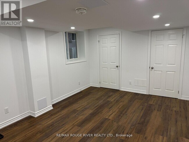 Photo - 131 Sharplin Dr