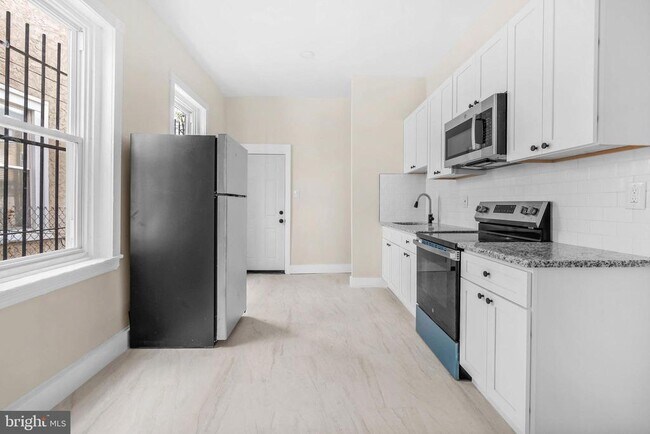 Photo - 4288 Viola St