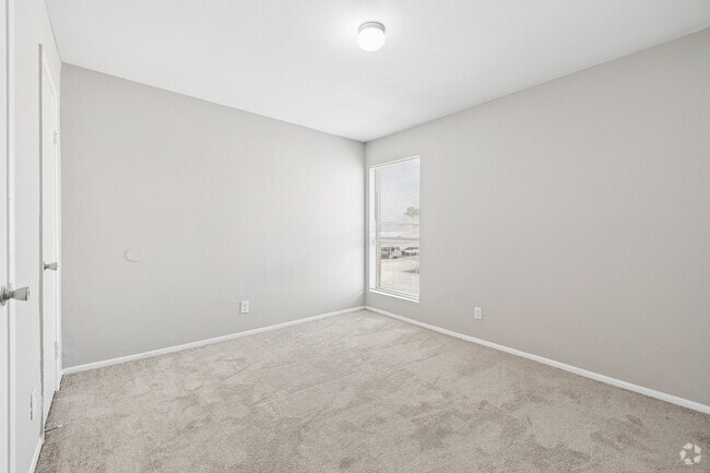 B2 2BR, 2BA - 1,250SF - Second Bedroom