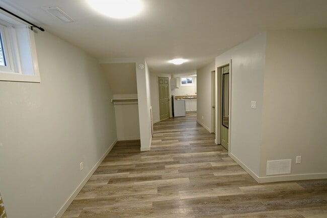 Photo - 2401 Pine St