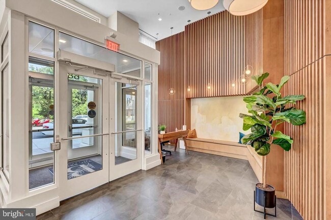 Building Photo - 6803 Cameron Dr NW Unit 514