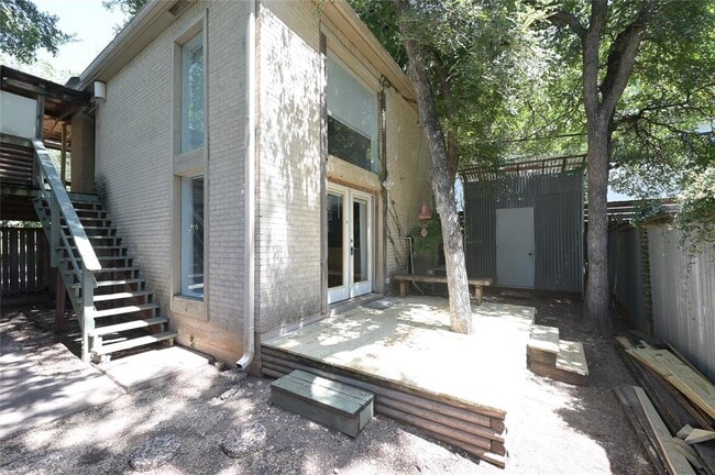 Photo - 1603 Courtland Ln