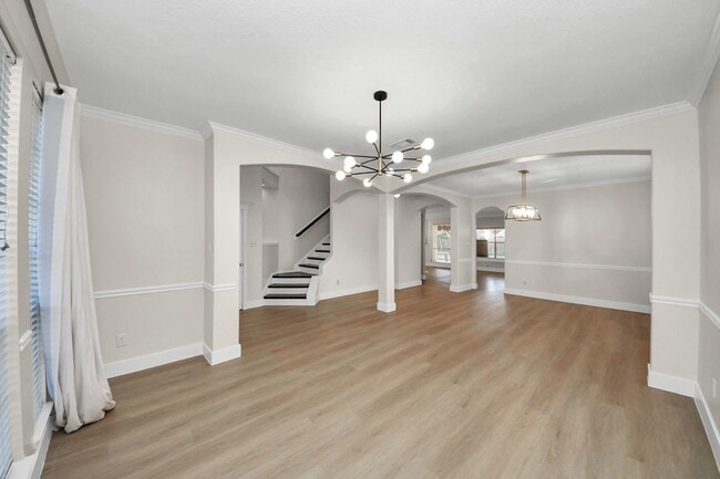 Photo - 811 Childers Ct