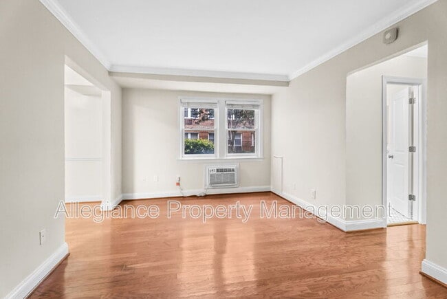 Photo - 922 S Washington St