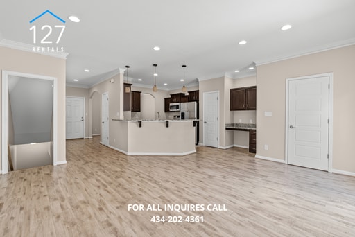 Photo - Luxury Townhome for Rent in Timberlake – 4...
