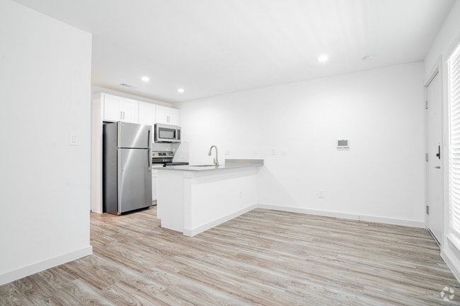 Building Photo - Two Fountains at Bishop Ridge Rental