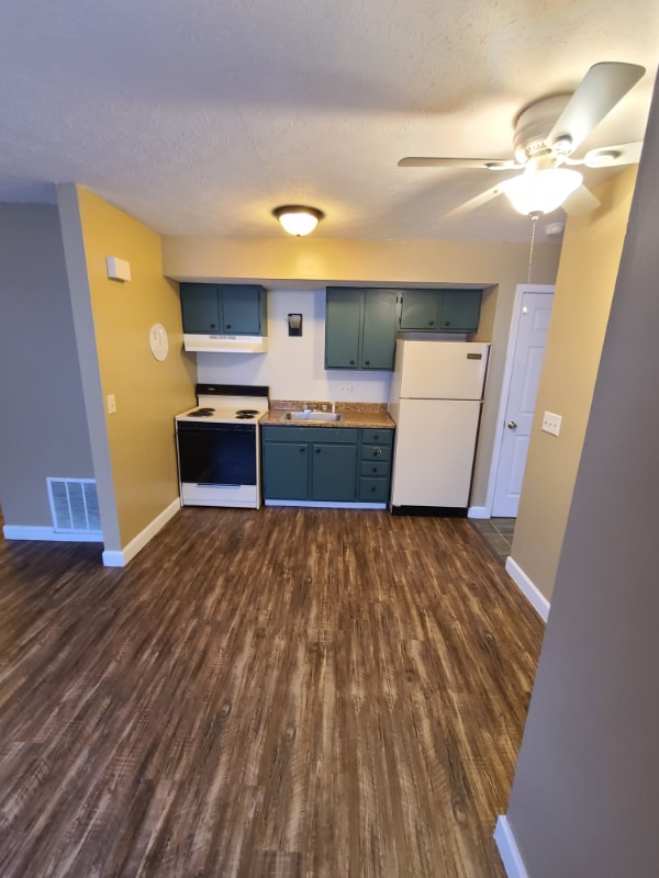 4532 Ridgely Tract Rd SE Unit 2d