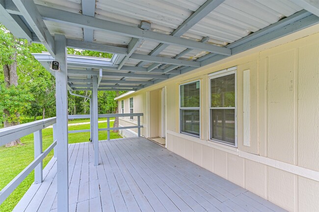 Photo - 1749 Max Rd