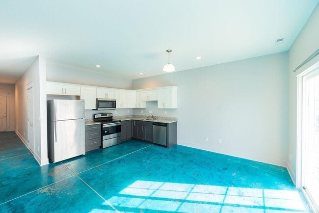 Photo - 1231 W Rangeview Cir