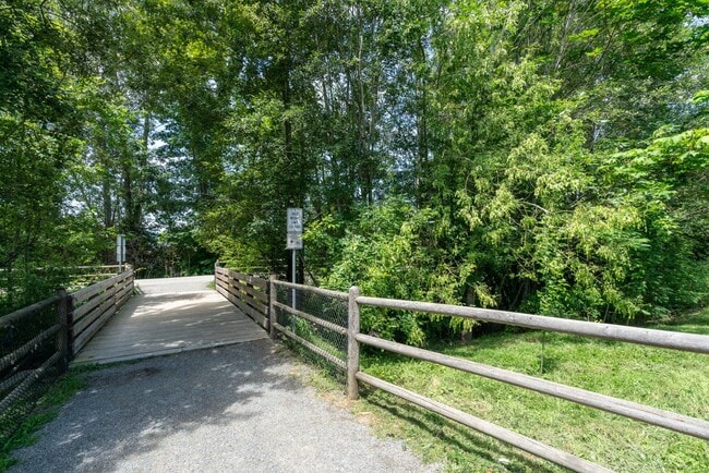 Photo - Houghton Court