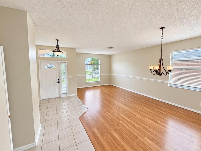 1109 Royal St George Dr