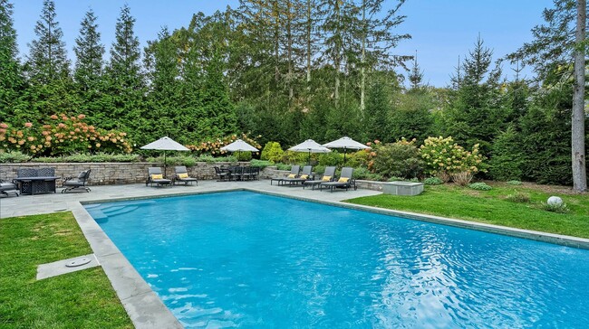 Building Photo - 20 Lighthouse Ln